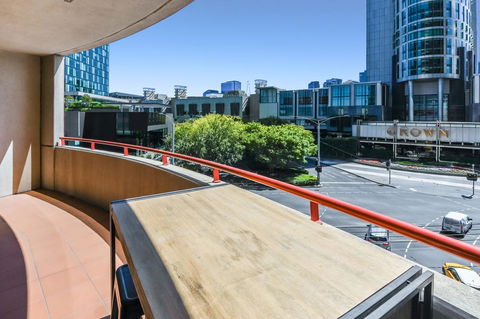 Southbank Tower Apartments - Accommodation Burleigh 5
