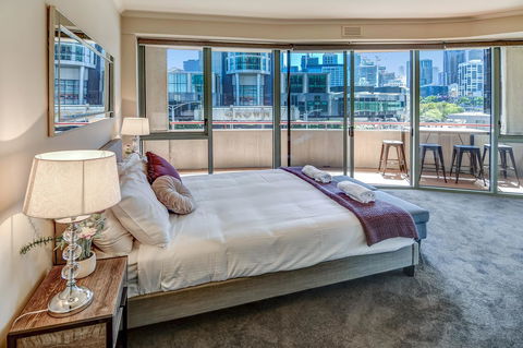 Southbank Tower Apartments - Accommodation Burleigh 2