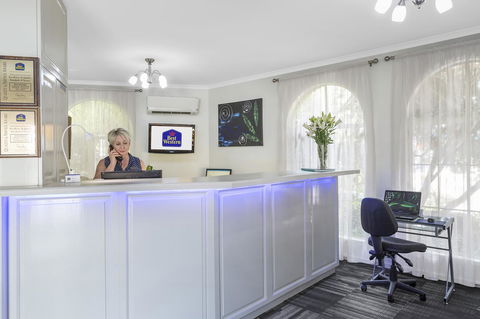 Cathedral Motor Inn - Accommodation Burleigh 3