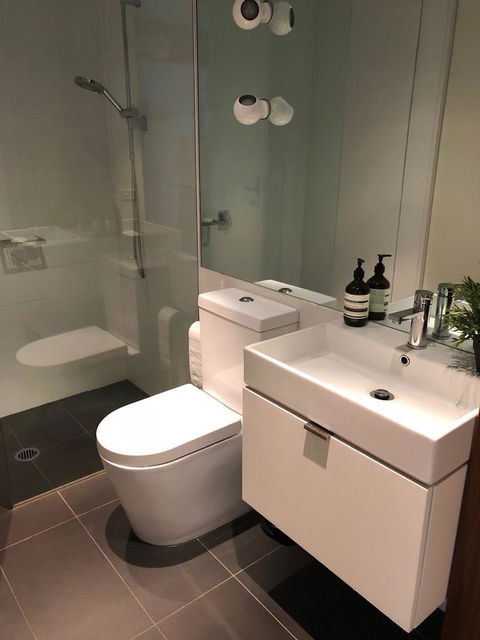 Fantastic Southbank Apartment - Accommodation Burleigh 8