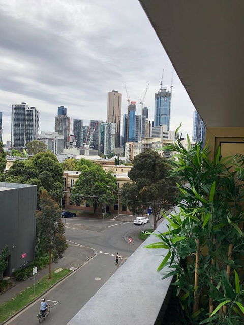Fantastic Southbank Apartment - Accommodation Burleigh 6