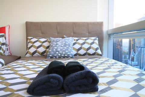 Nest-Apartments On QV - Accommodation Burleigh 7
