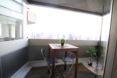 Nest-Apartments On QV - Accommodation Burleigh 23
