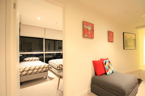 Nest-Apartments On QV - Accommodation Burleigh 19