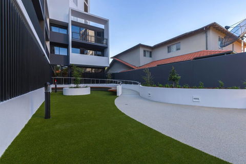 Astrina 2 Bed 2 Bath Apartment - Accommodation Burleigh 13