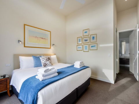 Boutique Stays - Maple On Kent - Accommodation Burleigh 9