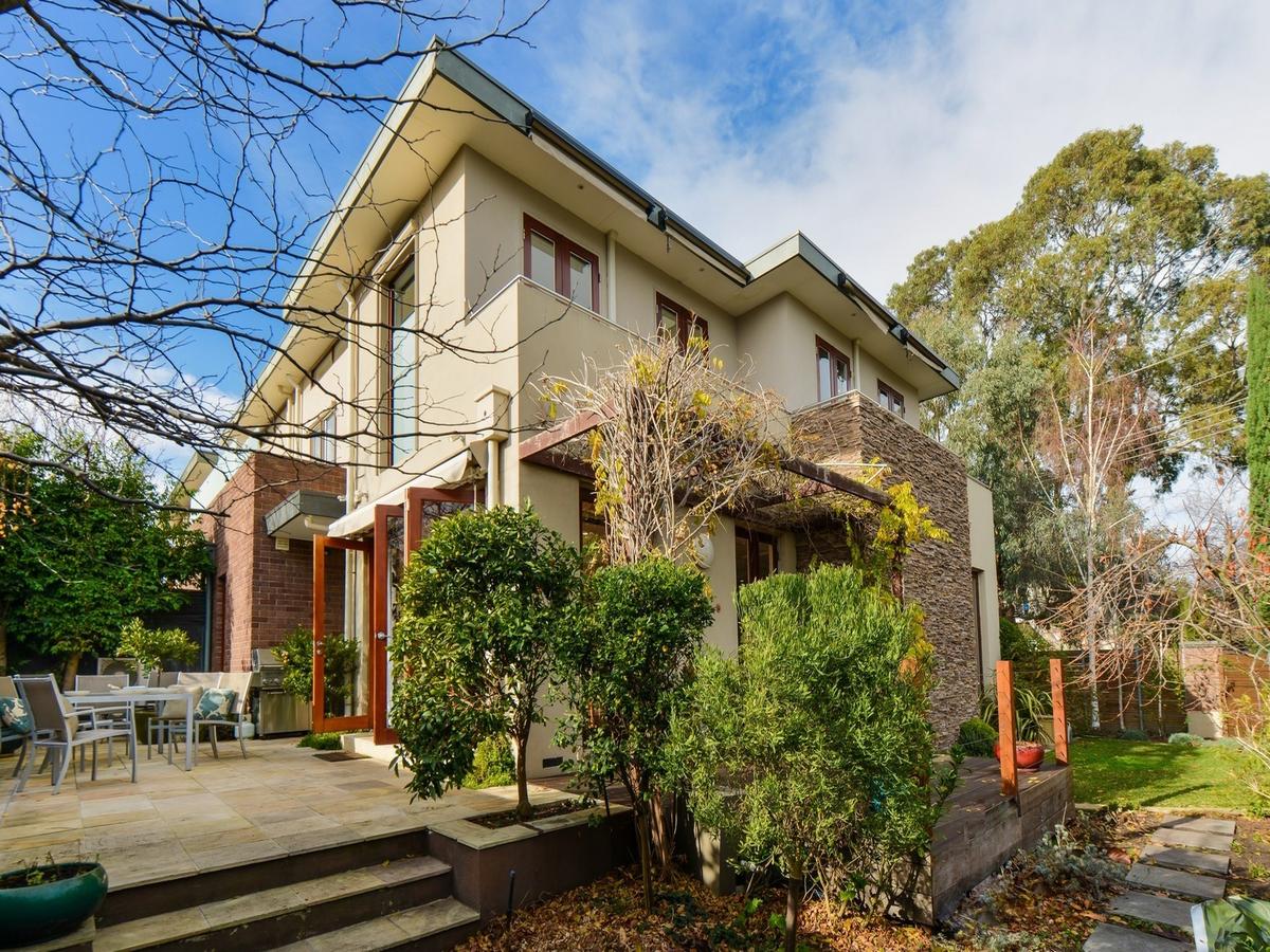 Tooronga VIC Accommodation Burleigh