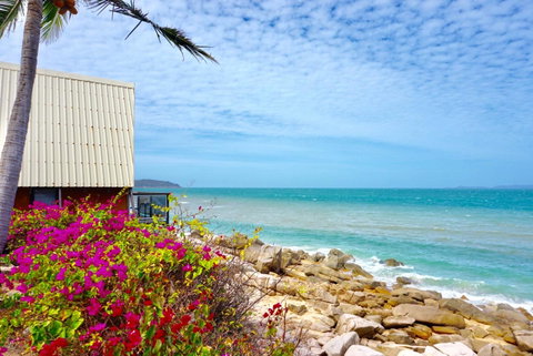 Nomads Magnetic Island - Accommodation Burleigh 23