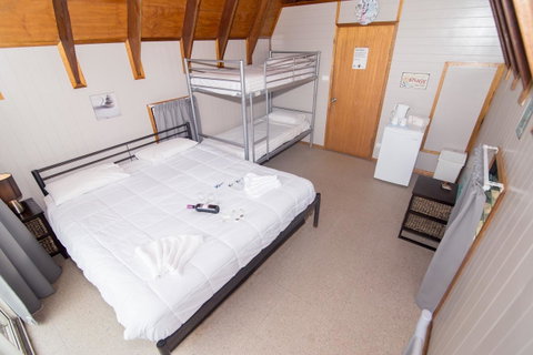 Nomads Magnetic Island - Accommodation Burleigh 35