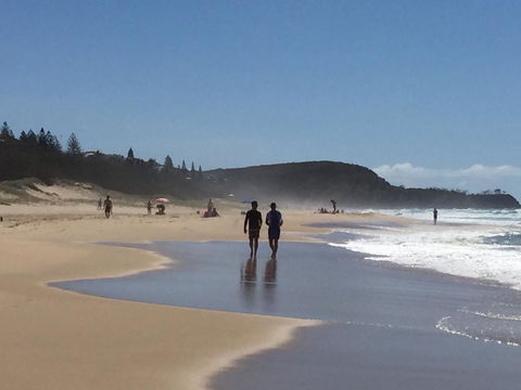 Beach Break - Accommodation Burleigh 10