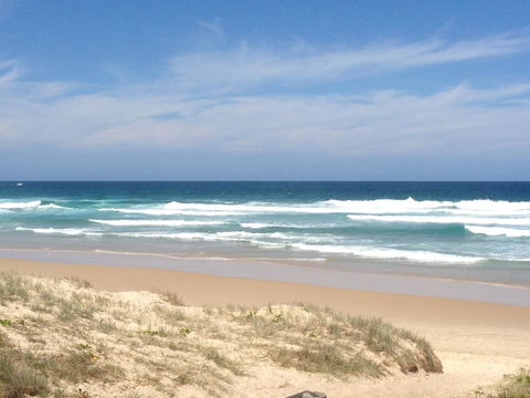 Beach Break - Accommodation Burleigh 4