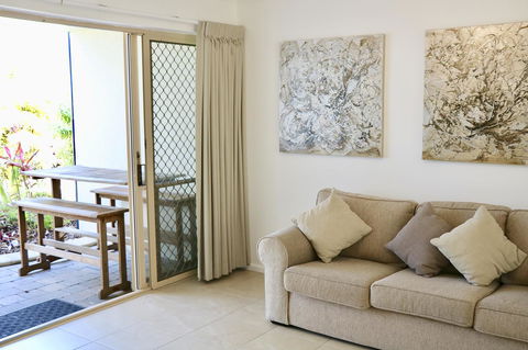 Beach Break - Accommodation Burleigh 3