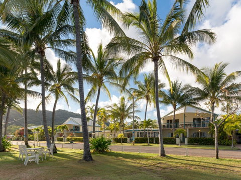 Sails On Horseshoe - Accommodation Burleigh 37