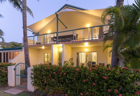 Sails On Horseshoe - Accommodation Burleigh 8