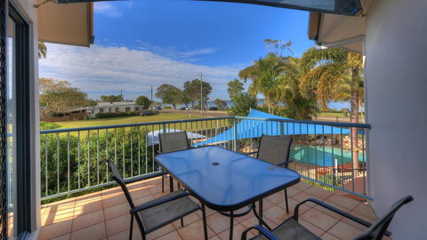 Dolphin Waters - Accommodation Burleigh 8