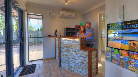 Dolphin Waters - Accommodation Burleigh 13