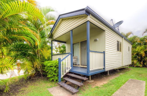 Alex Beach Cabins And Tourist Park - Accommodation Burleigh 30