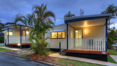 Alex Beach Cabins And Tourist Park - Accommodation Burleigh 25