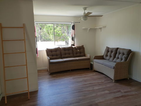 Castaways Moreton Island - Accommodation Burleigh 17