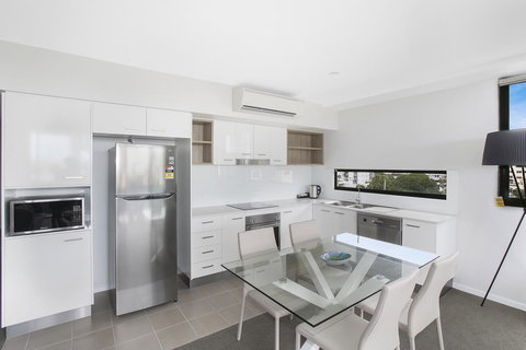 Direct Collective - Sea Breeze Mooloolaba - Accommodation Burleigh 28