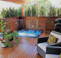 Pandanus Spa Cottage - Accommodation Burleigh