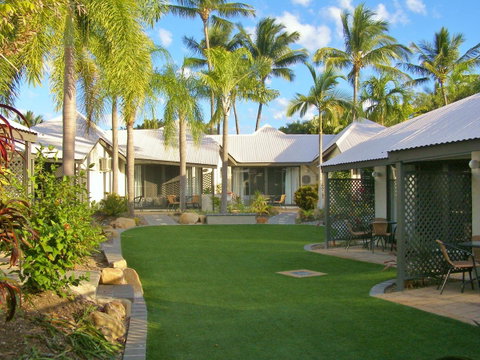 Island Leisure Resort - Accommodation Burleigh 9