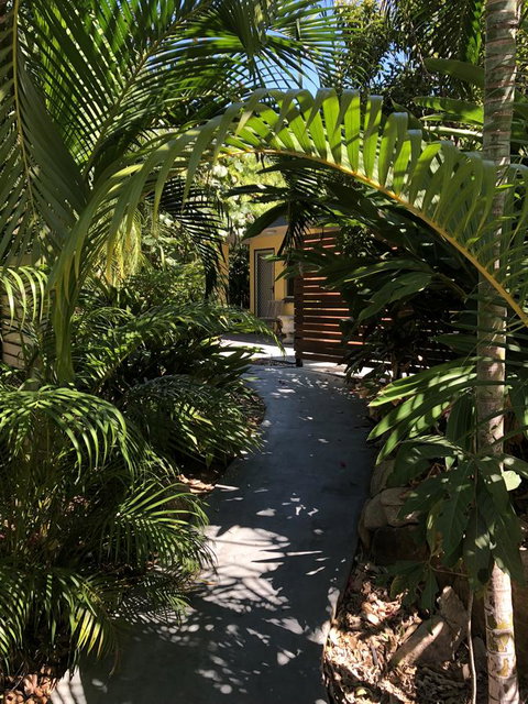 Serenity - Accommodation Burleigh 2