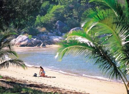 Serenity - Accommodation Burleigh 19