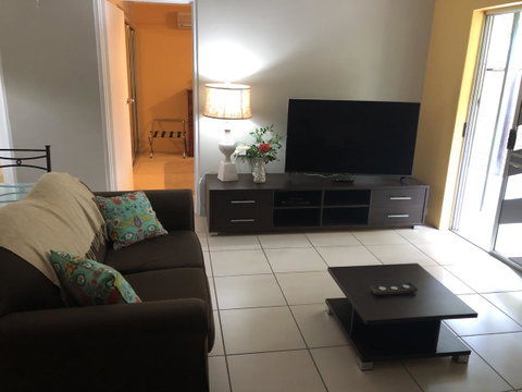 Serenity - Accommodation Burleigh 8