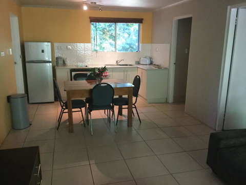 Serenity - Accommodation Burleigh 5