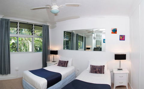 Poinciana 112 - Accommodation Burleigh 3