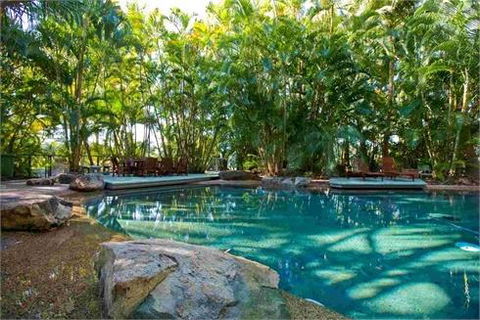 Poinciana 112 - Accommodation Burleigh 17
