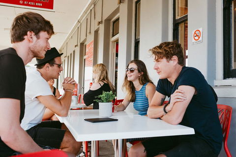 Mad Monkey Central - Accommodation Burleigh 35