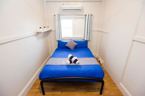 Mad Monkey Central - Accommodation Burleigh 16