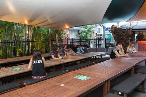 Mad Monkey Central - Accommodation Burleigh 9