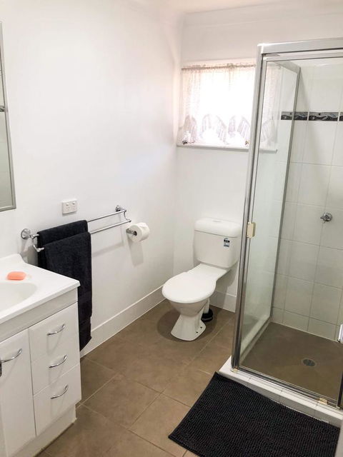 Picnic Point Villas - Accommodation Burleigh 8