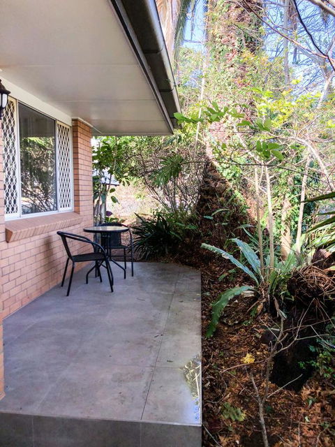 Picnic Point Villas - Accommodation Burleigh 2