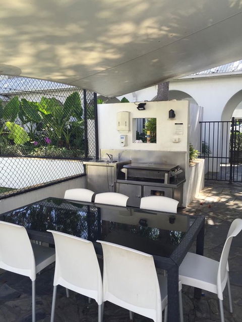 Portsea 26 - Accommodation Burleigh 14