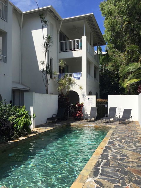 Portsea 26 - Accommodation Burleigh 10