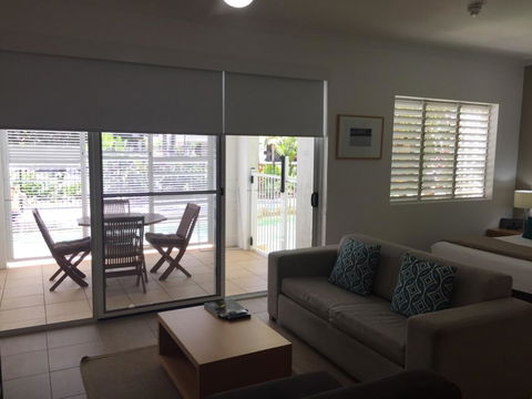 Portsea 26 - Accommodation Burleigh 15