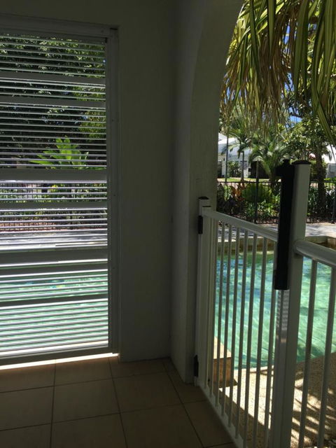 Portsea 26 - Accommodation Burleigh 18