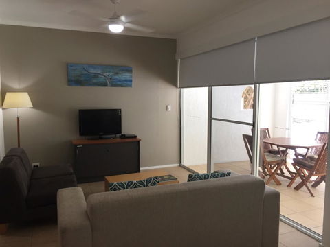 Portsea 26 - Accommodation Burleigh 21