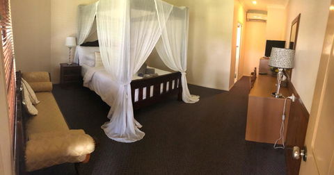 The Bearded Dragon Boutique Hotel - Accommodation Burleigh 7