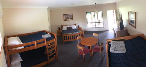 The Bearded Dragon Boutique Hotel - Accommodation Burleigh 10