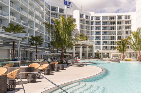 Crystalbrook Riley - Accommodation Burleigh 5