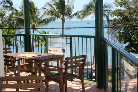 Magnetic Sunsets Resort - Accommodation Burleigh 3