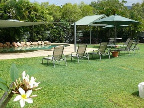 Magnetic Sunsets Resort - Accommodation Burleigh 6