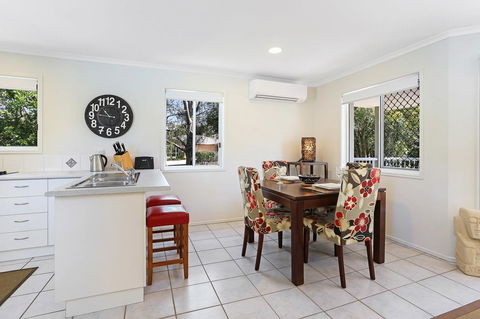 Sunrise Haven - Accommodation Burleigh 10