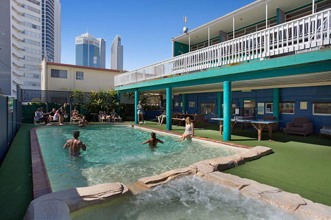 Backpackers In Paradise 18-35 Hostel - Accommodation Burleigh 19