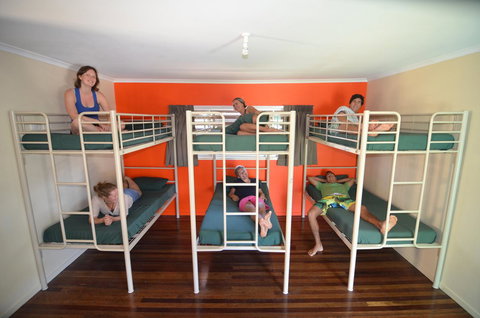 Backpackers In Paradise 18-35 Hostel - Accommodation Burleigh 21
